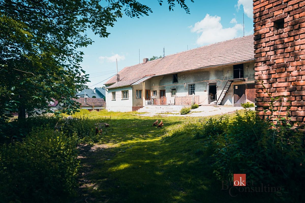 Prodej rodinného domu 63 m², pozemek 3662 m²